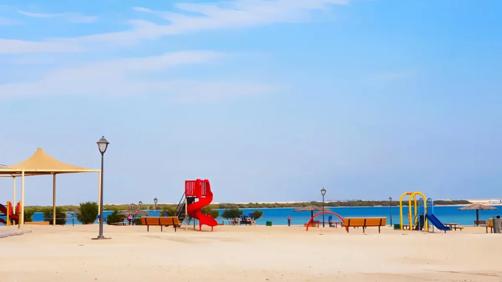 AL THAKHIRA BEACH PARK qatar