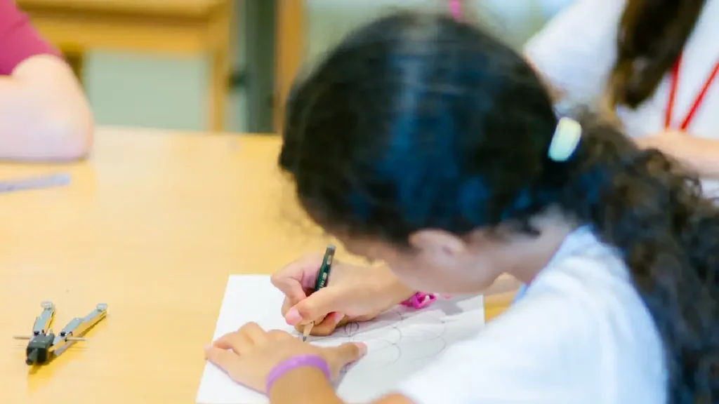 Kufic Calligraphy Workshop for Kids at MIA