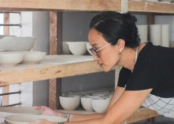 Kika Leads Ceramic Residency in Qatar – 2025