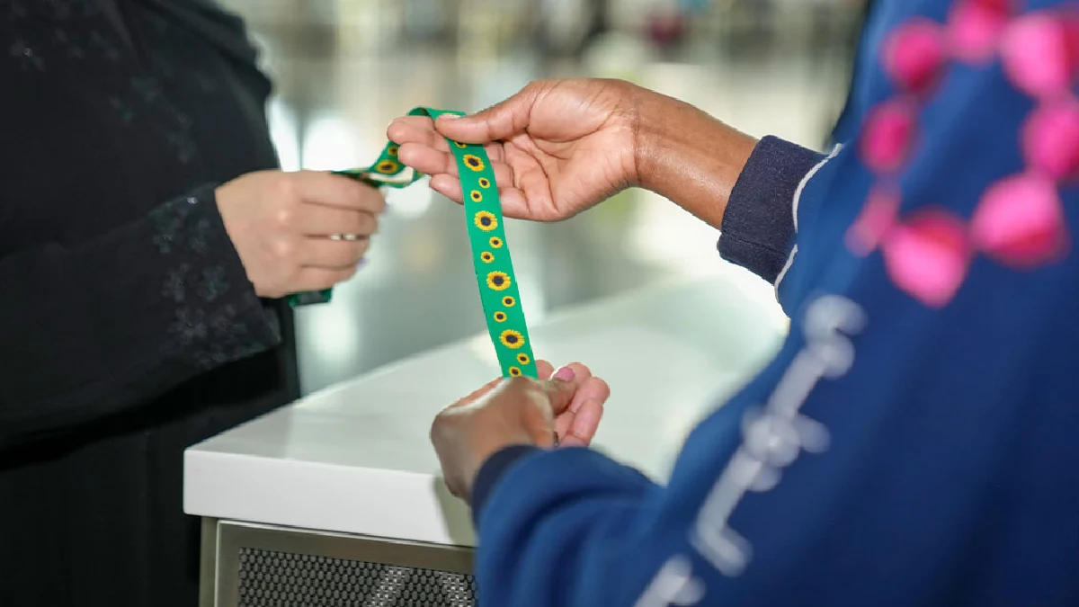 HIA Supports Passengers with Hidden Disabilities Through the Sunflower Program