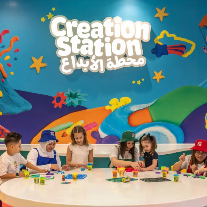 Color Cafe PLay DOh Fun Factory Creation Station