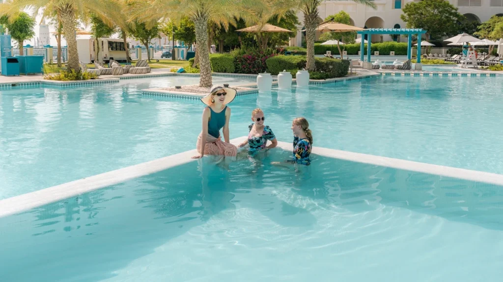 Hilton Salwa Pool & Beach Access
