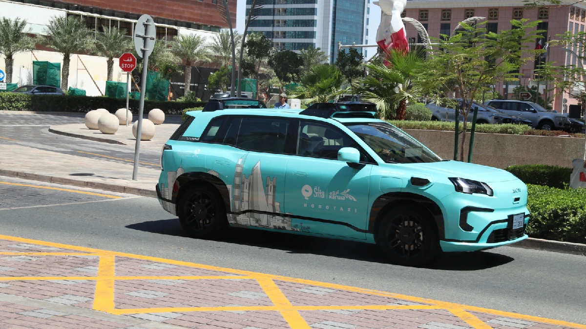 Electric Robotaxis Pilot in Qatar