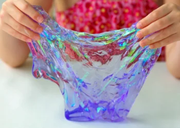 Get Creative at Sip & Slime at The Gate Mall